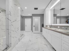 2941 Fairway Dr, Hollywood FL 33021