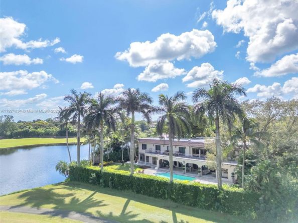 2941 Fairway Dr, Hollywood FL 33021