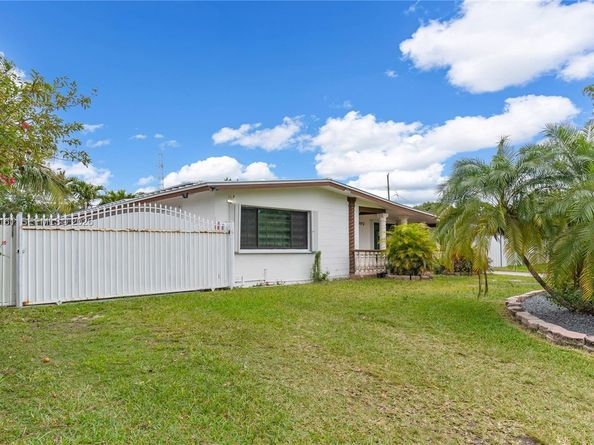 18670 Belview Dr, Cutler Bay FL 33157