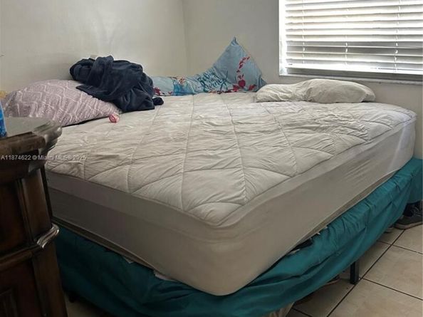 5295 NW 198th Ter, Miami Gardens FL 33055