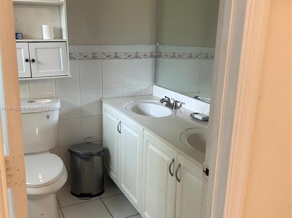 5295 NW 198th Ter, Miami Gardens FL 33055