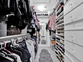 13721 SW 119th Ave, Miami FL 33186