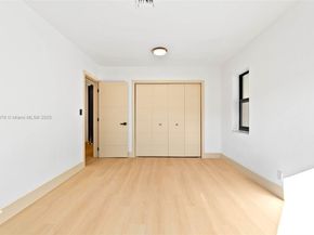 7020 Plantation Rd, Plantation FL 33317