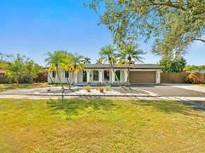 7020 Plantation Rd, Plantation FL 33317