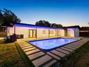 7020 Plantation Rd, Plantation FL 33317