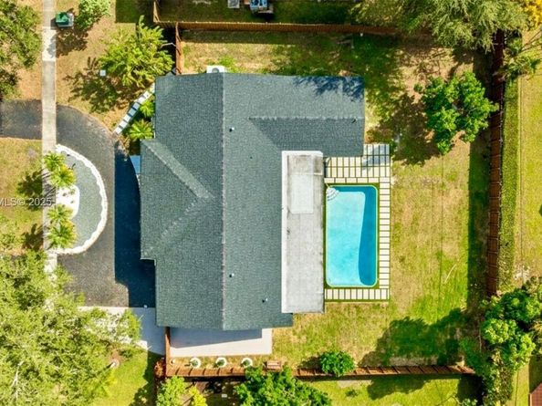 7020 Plantation Rd, Plantation FL 33317