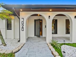 7020 Plantation Rd, Plantation FL 33317