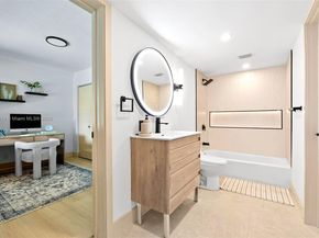 7020 Plantation Rd, Plantation FL 33317