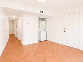 7477 SW 82nd St C117, Miami FL 33143