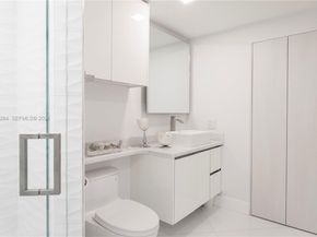 4775 Collins Ave 1007, Miami Beach FL 33140