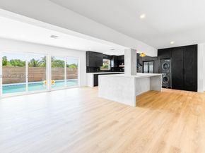 19661 NE 10th Pl, Miami FL 33179