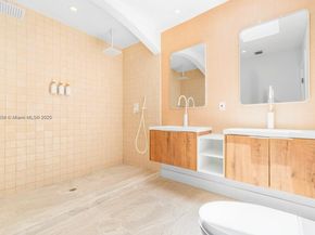 19661 NE 10th Pl, Miami FL 33179