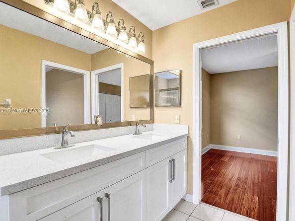 2434 SW 157th Ave, Miramar FL 33027