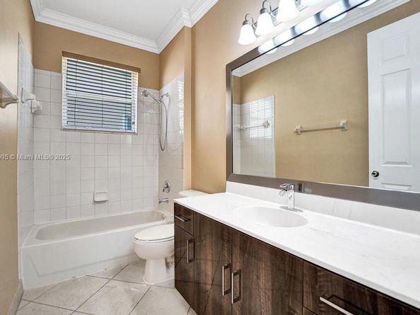 2434 SW 157th Ave, Miramar FL 33027