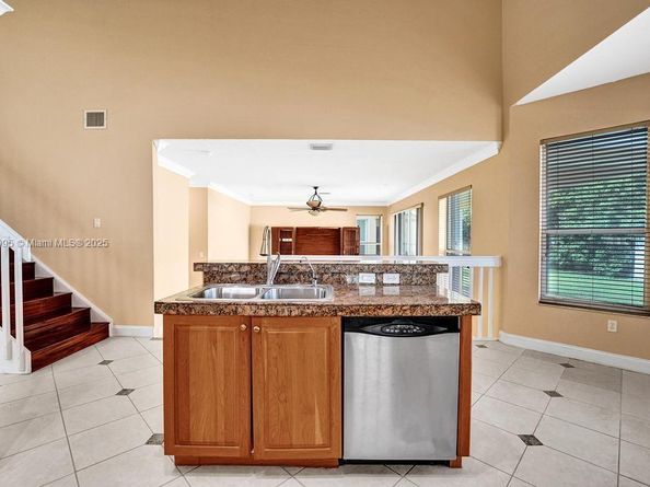 2434 SW 157th Ave, Miramar FL 33027
