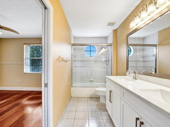 2434 SW 157th Ave, Miramar FL 33027