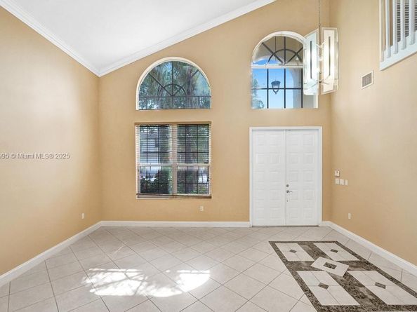 2434 SW 157th Ave, Miramar FL 33027