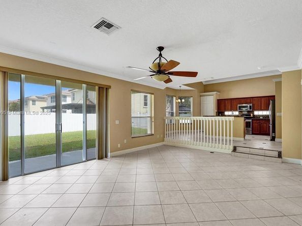 2434 SW 157th Ave, Miramar FL 33027