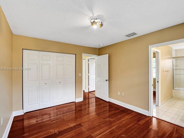 2434 SW 157th Ave, Miramar FL 33027