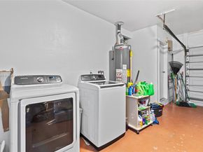 7070 NW 21st St, Sunrise FL 33313