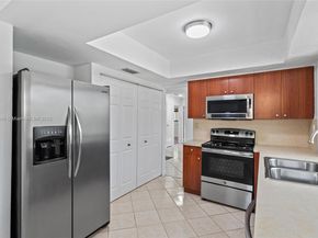 7070 NW 21st St, Sunrise FL 33313