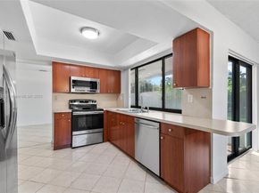7070 NW 21st St, Sunrise FL 33313