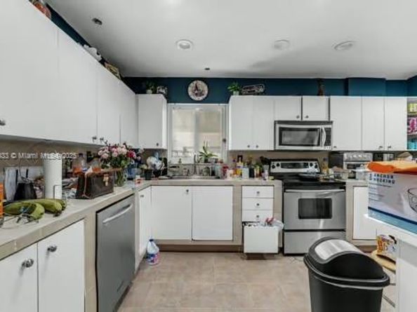 15111 SW 299 St, Homestead FL 33033