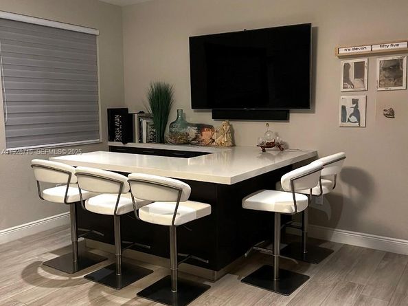 8925 NW 99th Ct, Doral FL 33178