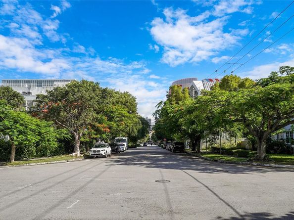 133 NE 48th St, Miami FL 33137