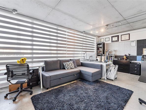 2100 Van Buren St 102, Hollywood FL 33020