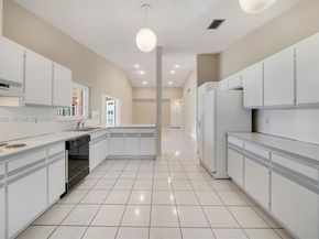 14452 SW 43rd Ter, Miami FL 33175