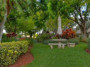 8733 NW 76th Dr, Tamarac FL 33321