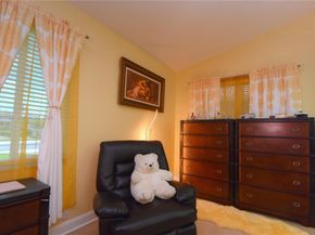 8733 NW 76th Dr, Tamarac FL 33321