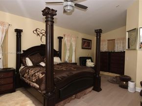 8733 NW 76th Dr, Tamarac FL 33321