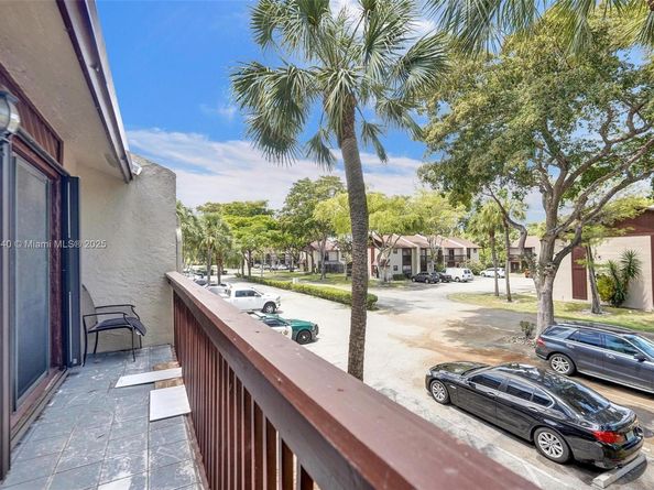 800 NW 47th St, Deerfield Beach FL 33064