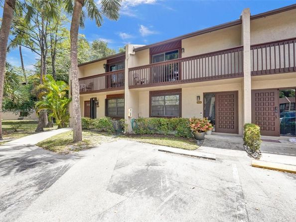 800 NW 47th St, Deerfield Beach FL 33064