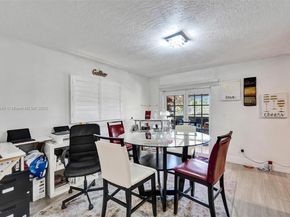 800 NW 47th St, Deerfield Beach FL 33064