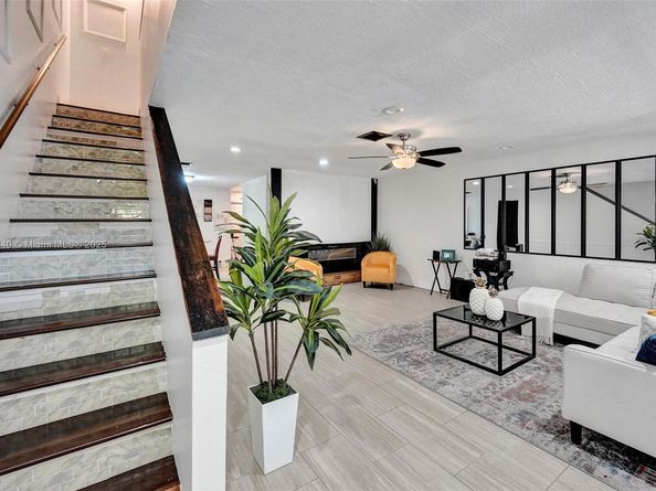800 NW 47th St, Deerfield Beach FL 33064