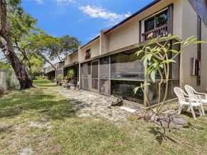 800 NW 47th St, Deerfield Beach FL 33064