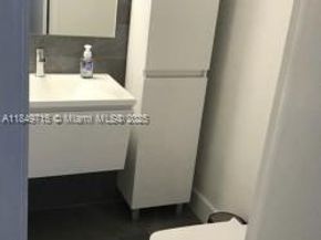 2016 Bay Dr 202, Miami Beach FL 33141
