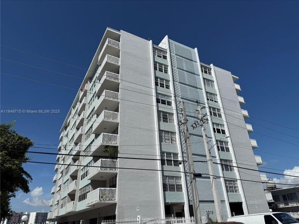 2016 Bay Dr 202, Miami Beach FL 33141