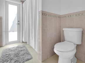 20270 NW 4th St, Pembroke Pines FL 33029