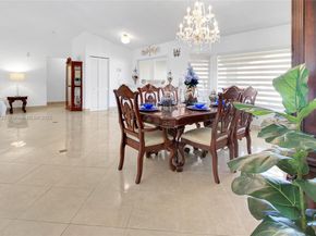 20270 NW 4th St, Pembroke Pines FL 33029