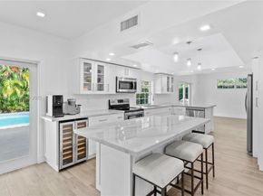 2055 NE 201st Ter, Miami FL 33179