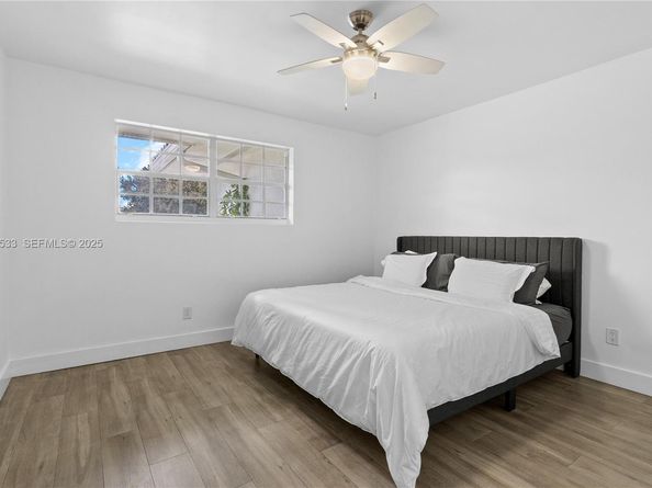 2055 NE 201st Ter, Miami FL 33179