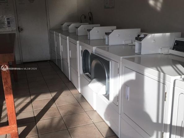291 NW 177th St C117, Miami Gardens FL 33169