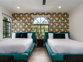 12000 NW 6th St, Plantation FL 33325