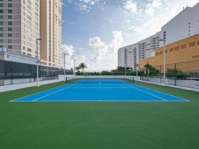 770 Claughton Island Dr 503, Miami FL 33131