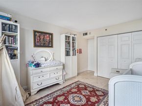 770 Claughton Island Dr 503, Miami FL 33131