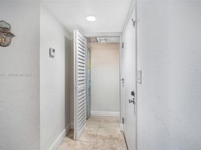 770 Claughton Island Dr 503, Miami FL 33131